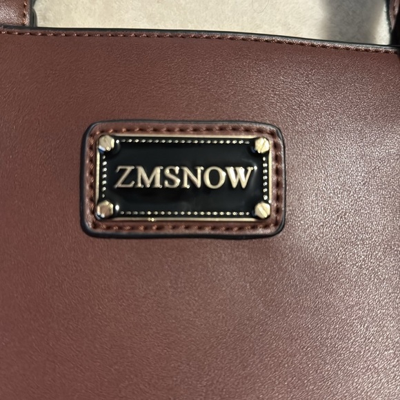 NWOT Laptop Bag with adjustable strap Fits Up to 15.6 inch Laptop Rich Brown - Picture 12 of 13